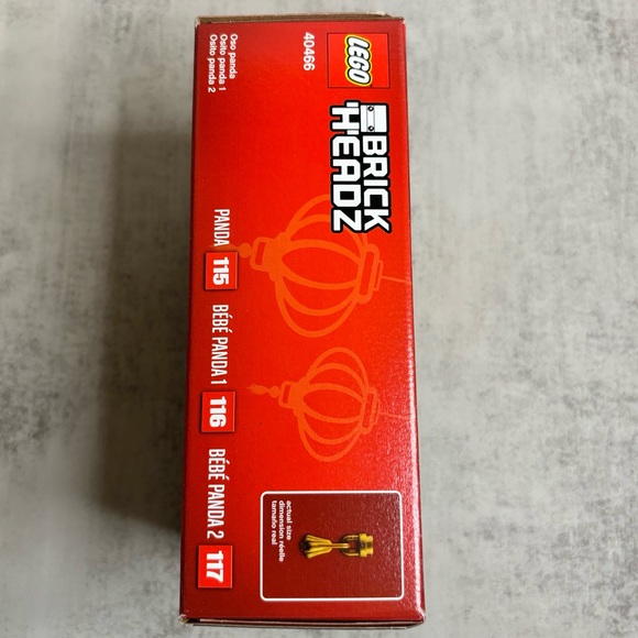 Lego BrickHeadz Chinese New Year Pandas Set (#40466) - Picture 5 of 6